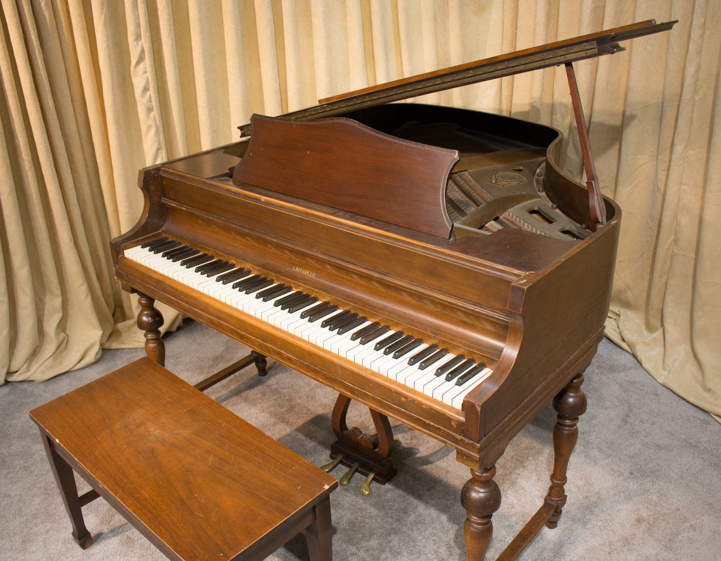 Unique Apartment Size Baby Grand Piano For Sale for rent